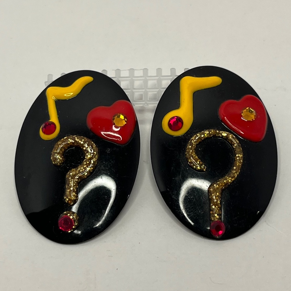 Vintage Large Red Gold Rhinestone Enamel Black Light Weight Metal Post Earrings